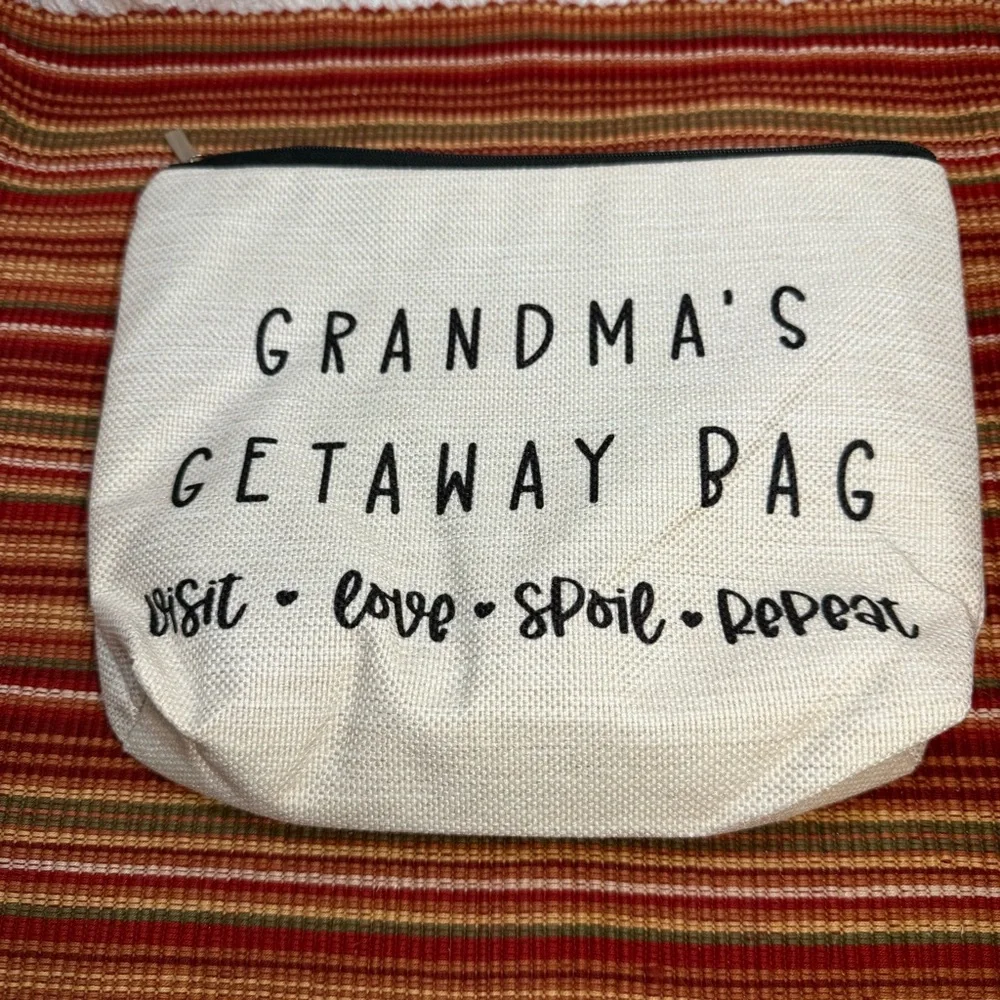 NWT - Grandma's Getaway Cosmetic Bag/Pouch